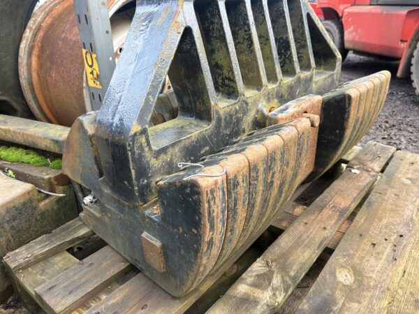 Full set if Case New Holland Front Weights To Fit MXM or TM And Similar Tractors