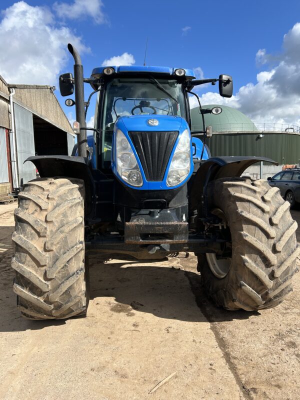 2014 New Holland T7.270 Auto-Command Very Tidy Only 3890 From Local Farm